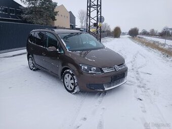 Volkswagen Touran 7 míst, tažné