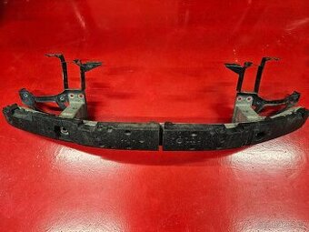 BMW 5 E60 E61 - kompletní přední výztuha