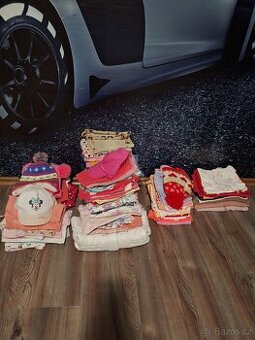 Balík oblečení pro holku 68,74,80