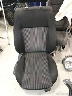 Sedačky polosport Vw Golf IV