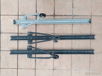 Střešní nosič na kola