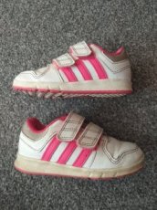 Botičky Adidas vel 24.