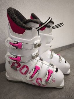 Lyžáky Rossignol 245