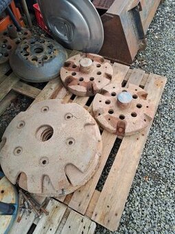 Zetor uřI sada závaží 6ks+2ks držáku