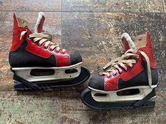 Retro chlapecké brusle Botas Flyers, vel. 33, stélka 21 cm