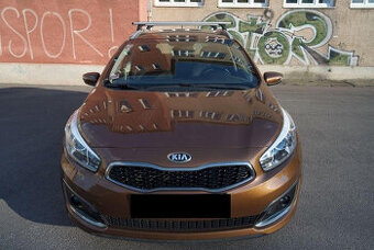 KIA Cee’d Sporty Wagon Combi 100kw Manuál