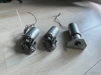 Elektromotory různé.