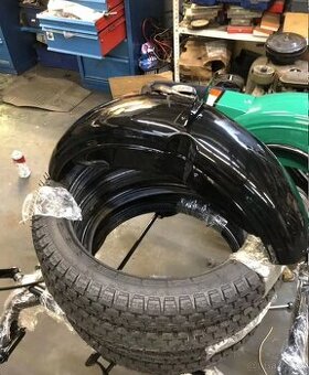 Blatník na sajdu motor diferenciál revma plechy Ural