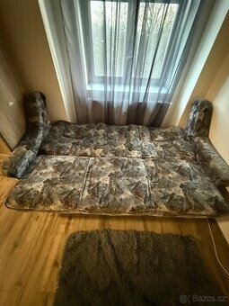 Darují nábytek – rozkládací pohovku a dvě křesla