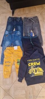 Prodam rifle a teplaky 2 az 3 roky za 50  vse 300