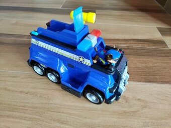 Tlapková patrola velký policejní vůz