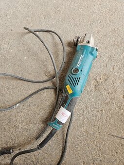 Stavební nářadí – Makita, DeWALT, balík na opravu / díly