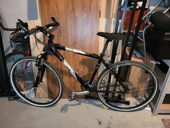 19" leader fox cross spirited away