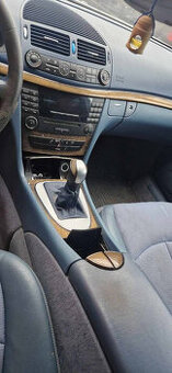 Mercedes E 200 W211 kompress 1,8 120kw