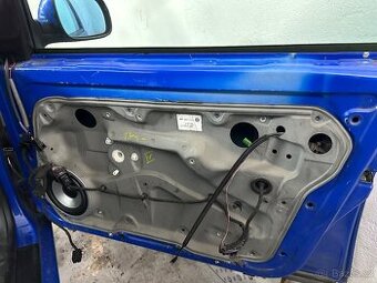 Stahovacky přední i zadní golf 4