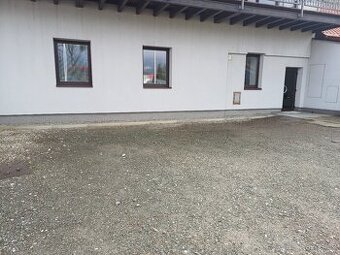 Pronájem 4+1 s parkováním ul.Revoluční Frýdlantn./O.