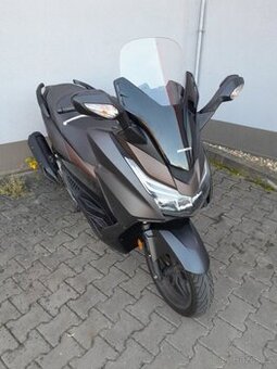 Honda Forza 125 s ABS