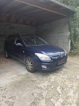 Hyundai i30 CW (kombi) 1.6 benzín+LPG, automat — 2008