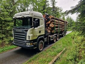 lesovůz Traktor Scania R420 6x6 + Epsilon 165Z + Umikov