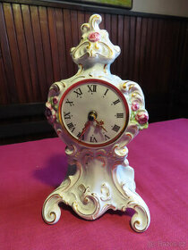 Staré moc hezké porcelánové hodiny - Royal Dux Belinda - - 1