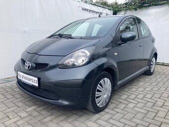 Toyota Aygo, 1,0i (50 kW), klimatizace, STK do 10/2026 - 1