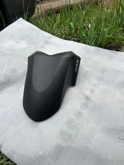 Honda Forza 350 přední blatník (61110-K1B-D00ZF)