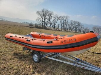 Rib člun 570x240 , až 130hp, vlek