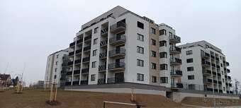 Pronájem garážového stání v Bílá Perla - Císařského pluku,Op