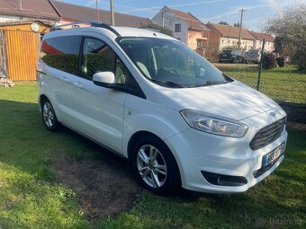 Ford Turneo Courier - 1