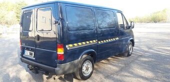 Ford Transit 2,5 D 80 SWB TOP STAV,