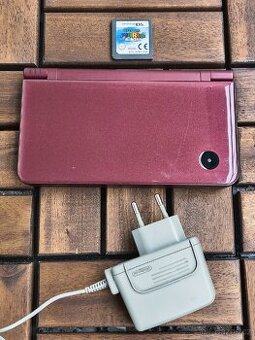 Nintendo DSi XL plus hra Super Mario DS