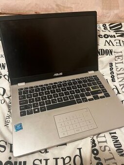 ASUS notebook - 1