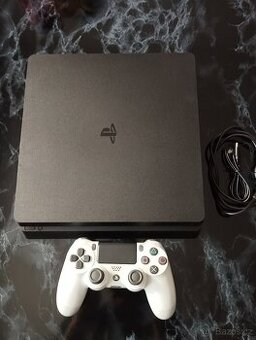 PlayStation 4 Slim
