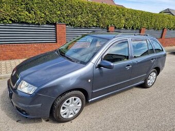 Škoda Fabia 1.2 benzin - nové ČR - po 2 majitelce