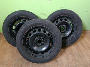 Nokian WRa4 205/55R16 zimní + disk 5x112