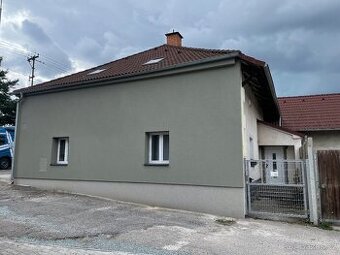Pronajmu zrekonstruované půdní prostory v Pardubicích
