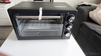 🖤 Nová elektrická mini trouba 22L – kompaktní pomocník do k