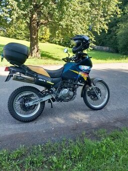Suzuki DR 650 RSE