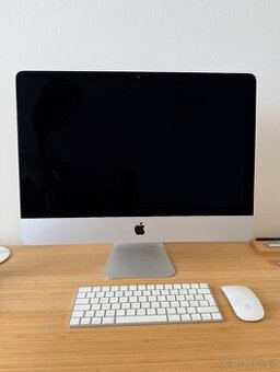 iMac (21,5palcový, konec roku 2015)