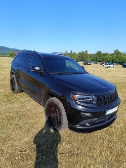 Jeep Grand Cherokee - 1
