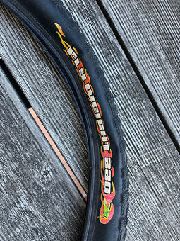Maxxis Flyweight plášť 26x1.95 330gramů kevlar