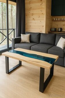 Konferenční stůl řeka