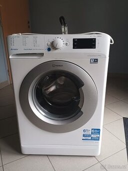 Pračka Indesit 7 KG A+++ 1200 Otáček - 1