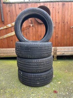 Letní pneu 215/50 R17