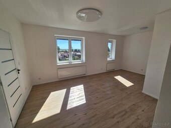 Prodej bytu 3+kk, 79 m² – Bučovice - 1