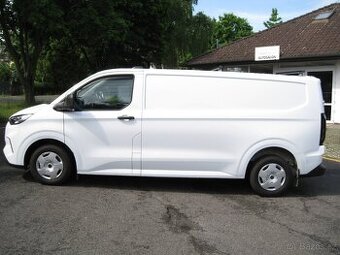 CUSTOM VAN TREND 320, 2,0 nafta 136k, DLOUHÝ ROZVOR L2