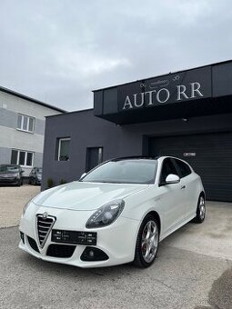 Alfa Romeo Giulietta 1.6 JTDm Šport = 196531km, 2011 = - 1