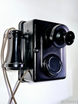 Starožitný nástěnný telefon Kellogg, USA 1910