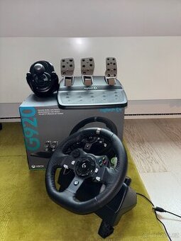 Logitech G920 (volant, 3 pedály, řadící páka)