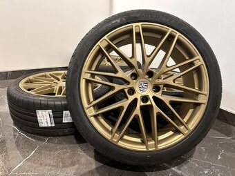 original Porsche Macan 4 Electric r22 95C044600L